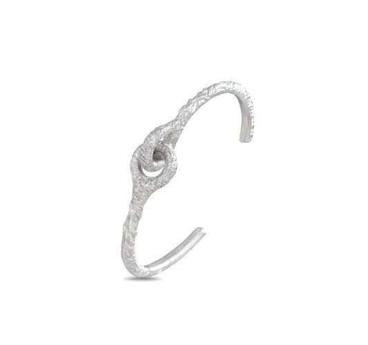 Hooked- Bracelet